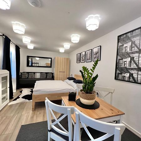 Benesov nad Ploucnici Apartmany Benesov מראה חיצוני תמונה