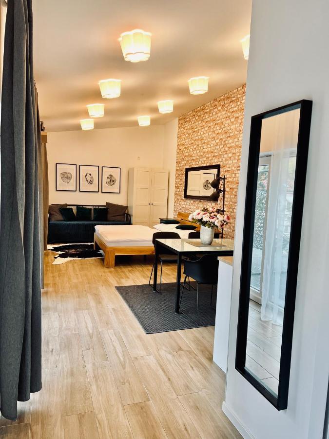 Benesov nad Ploucnici Apartmany Benesov מראה חיצוני תמונה