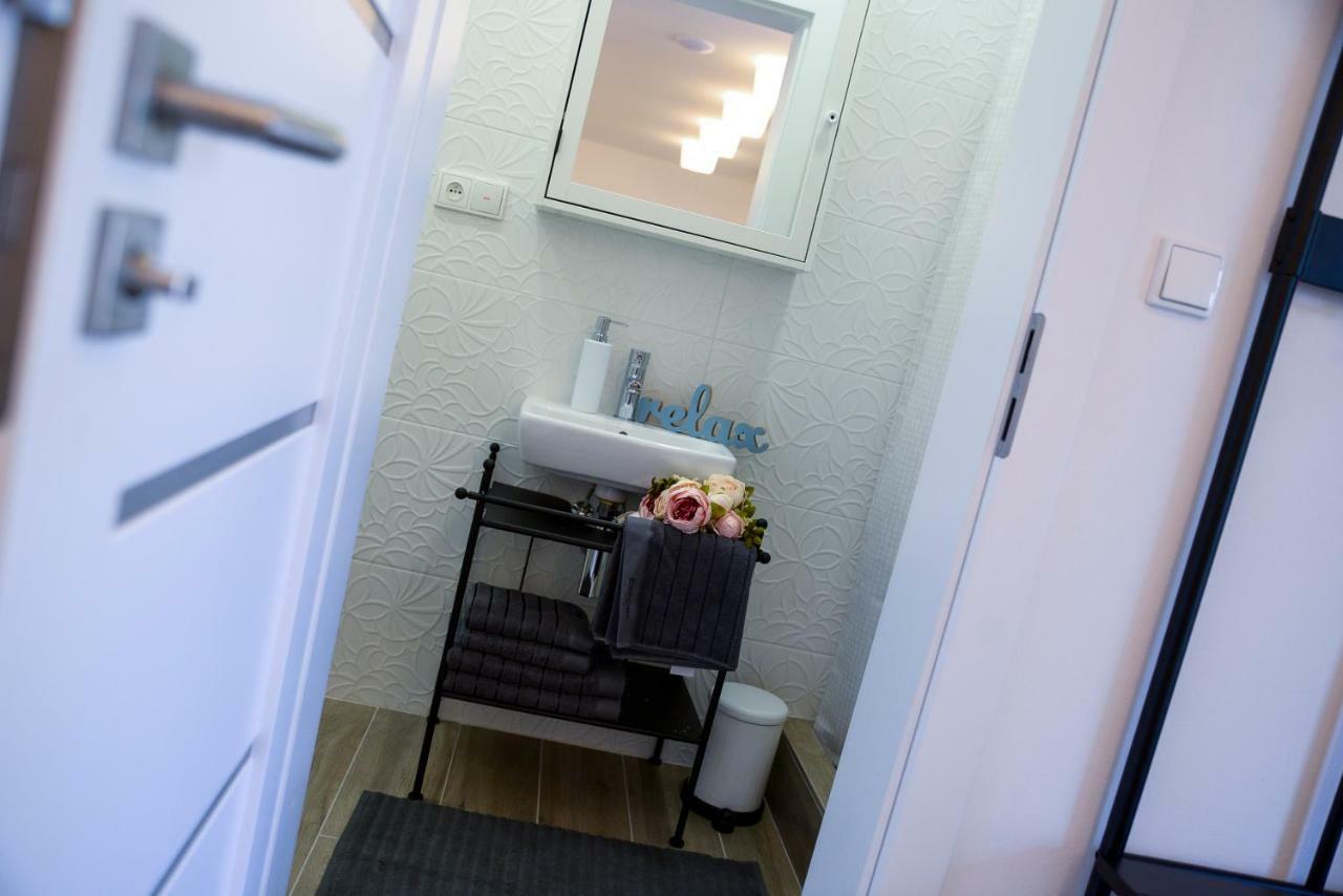 Benesov nad Ploucnici Apartmany Benesov מראה חיצוני תמונה